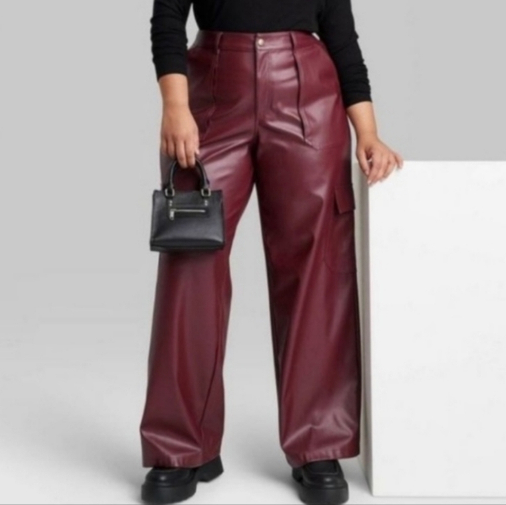 Wild Fable Women's NWT Burgundy High-Rise Faux Leather Straight Cargo Pants 2X